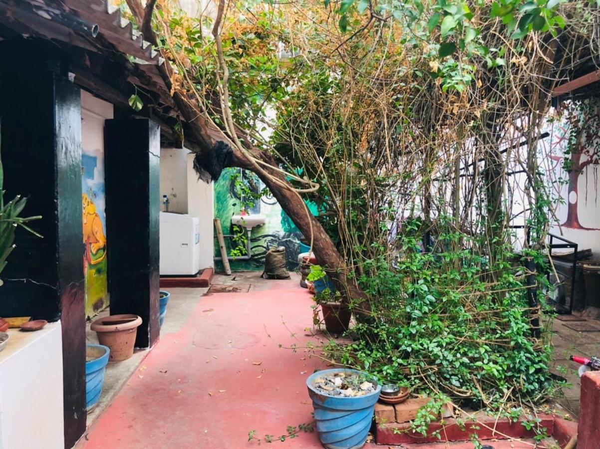 Gurukulam Hostel Pondicherry Bagian luar foto