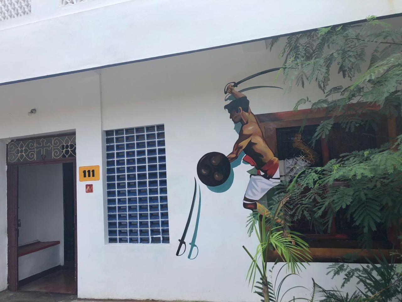 Gurukulam Hostel Pondicherry Bagian luar foto